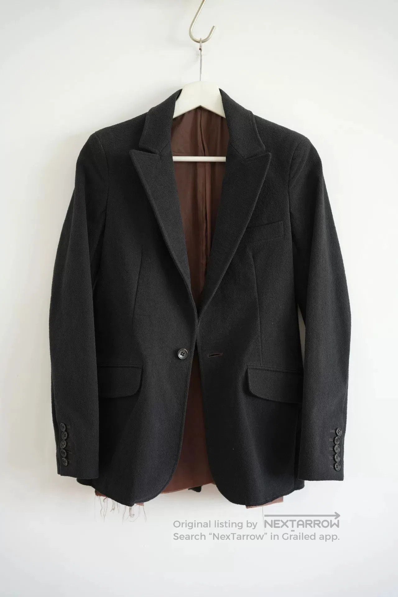 Sulvam black tailored suit jacket by Sulvam. Size US S / EU 44-46 / 1 - 1 Thumbnail