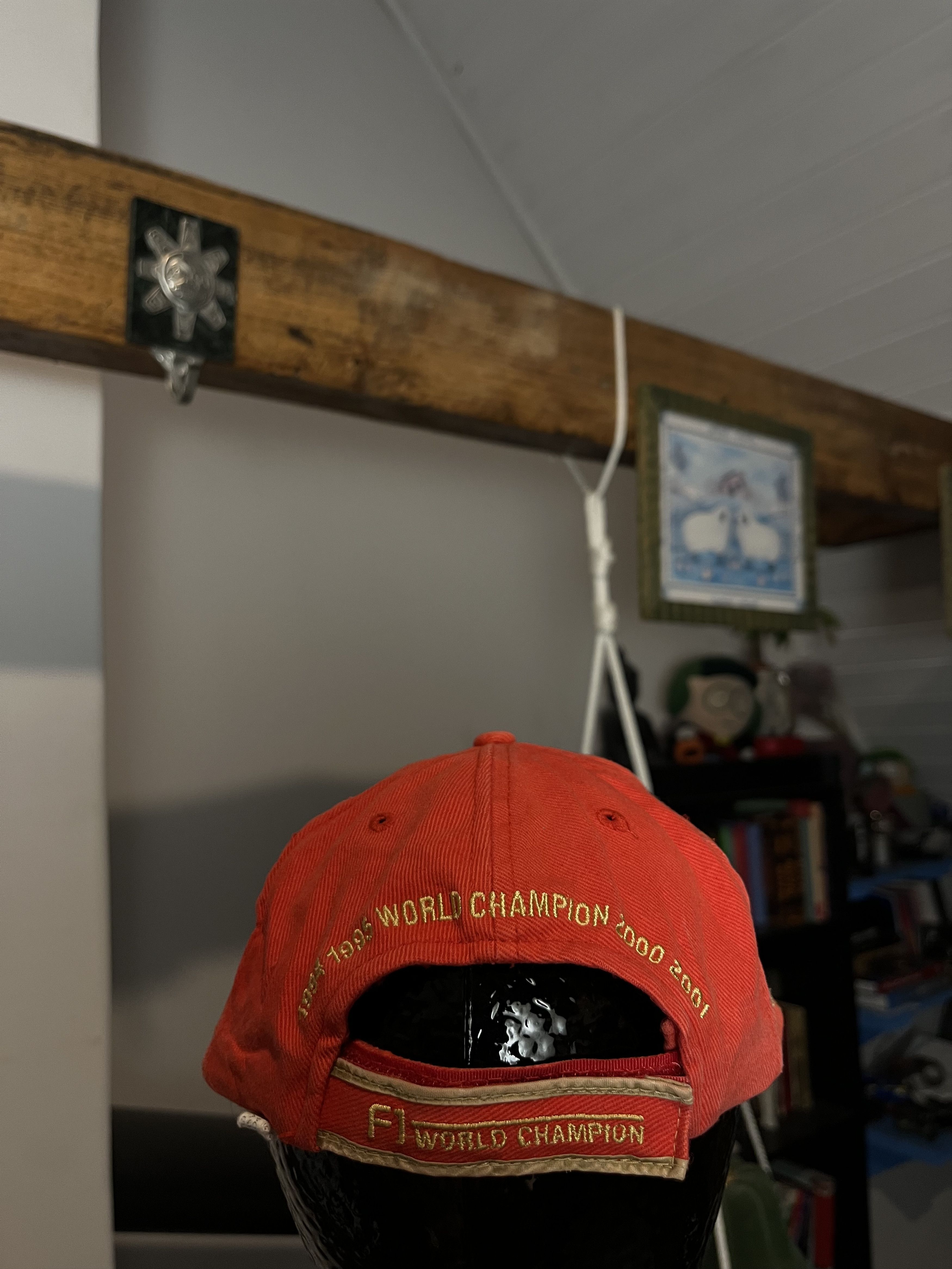 Ferrari × Vintage 2001 Michael Schumacher F1 World Champion Cap Ferrari Size ONE SIZE - 6 Thumbnail