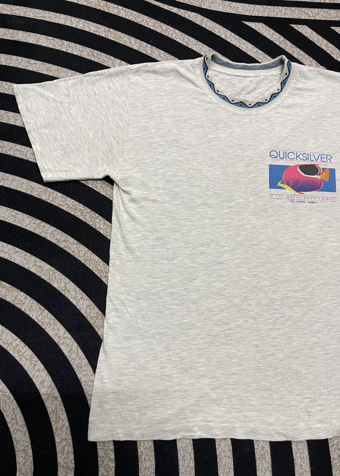 Quiksilver RARE 90s QUICKSILVER FISH DESIGN TEES Size US M / EU 48-50 / 2 - 4 Thumbnail