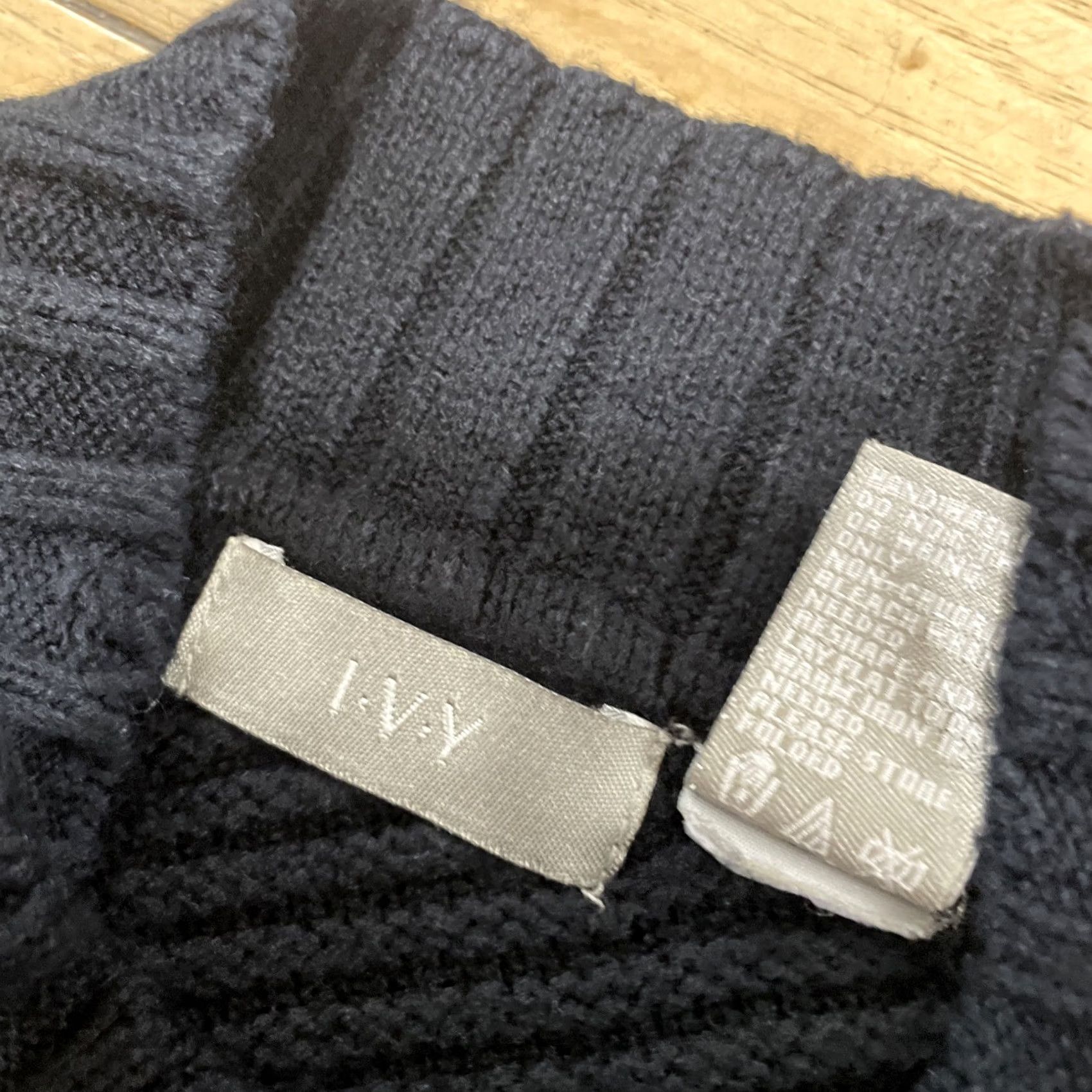 Vintage VINTAGE Ivy Knit Poncho Top Kafkan Cable Knit Black Women M Black Old Money Chic Sweater Ladies Casual Built-in Stretch 80s 90s y2k Size M / US 6-8 / IT 42-44 - 6 Thumbnail