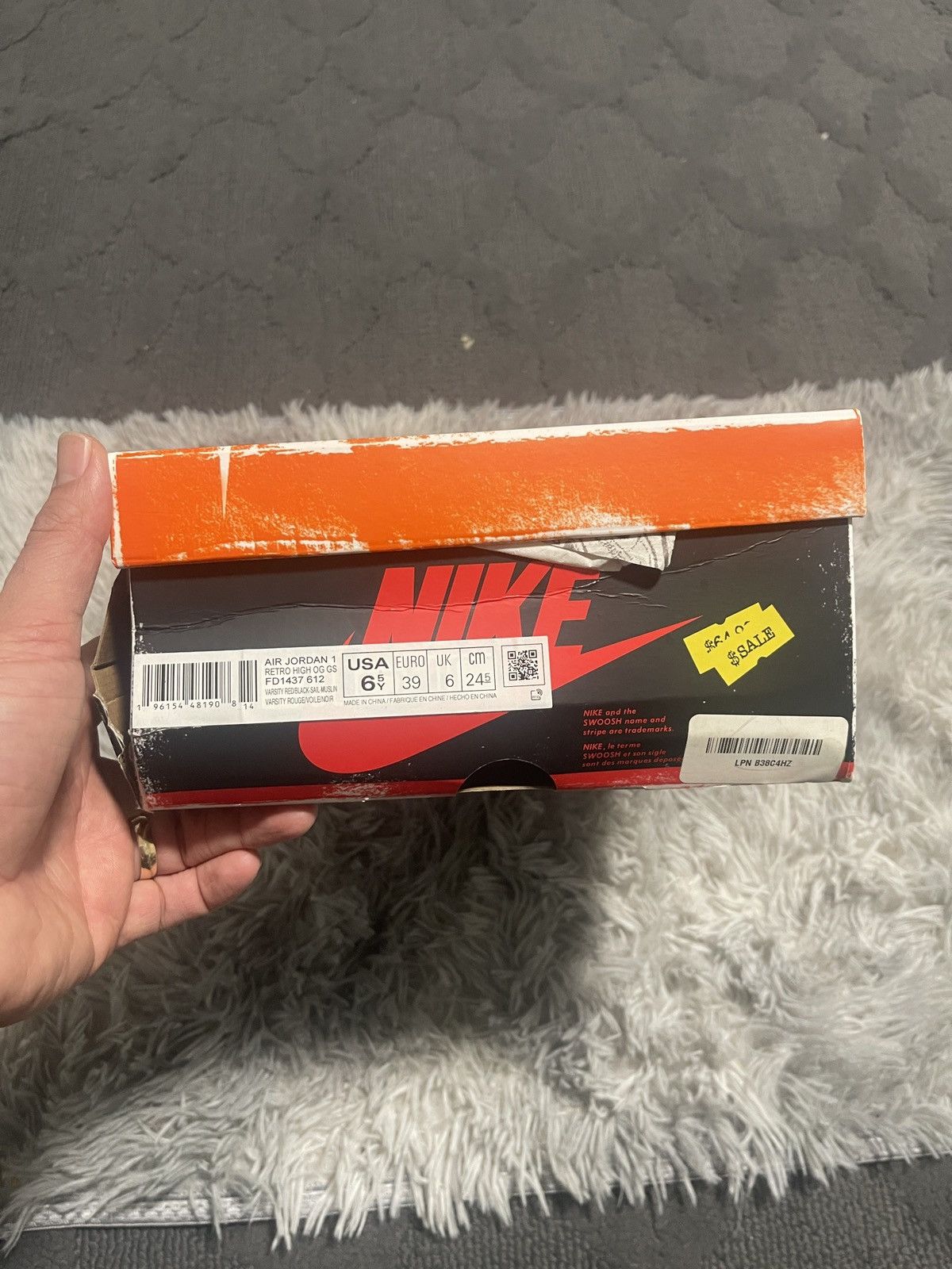 Jordan Brand AIR JORDAN 1 RETRO HIGH OG GS SIZE 6.5Y Size US 6.5 / EU 39-40 - 4 Thumbnail