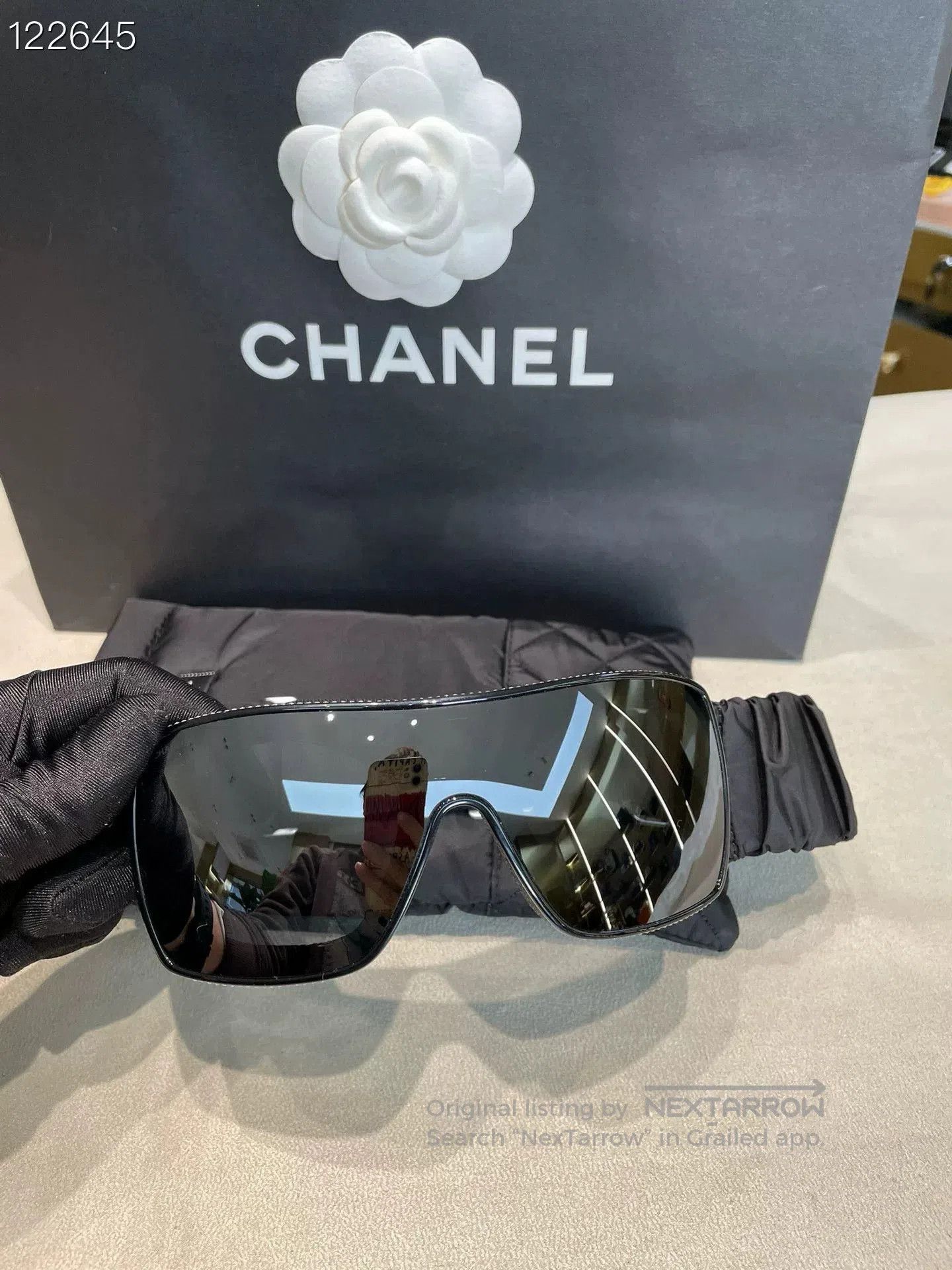 Chanel Chanel 040050C01 22 Mirror Diamond Ski Goggles. Size ONE SIZE - 1 Thumbnail