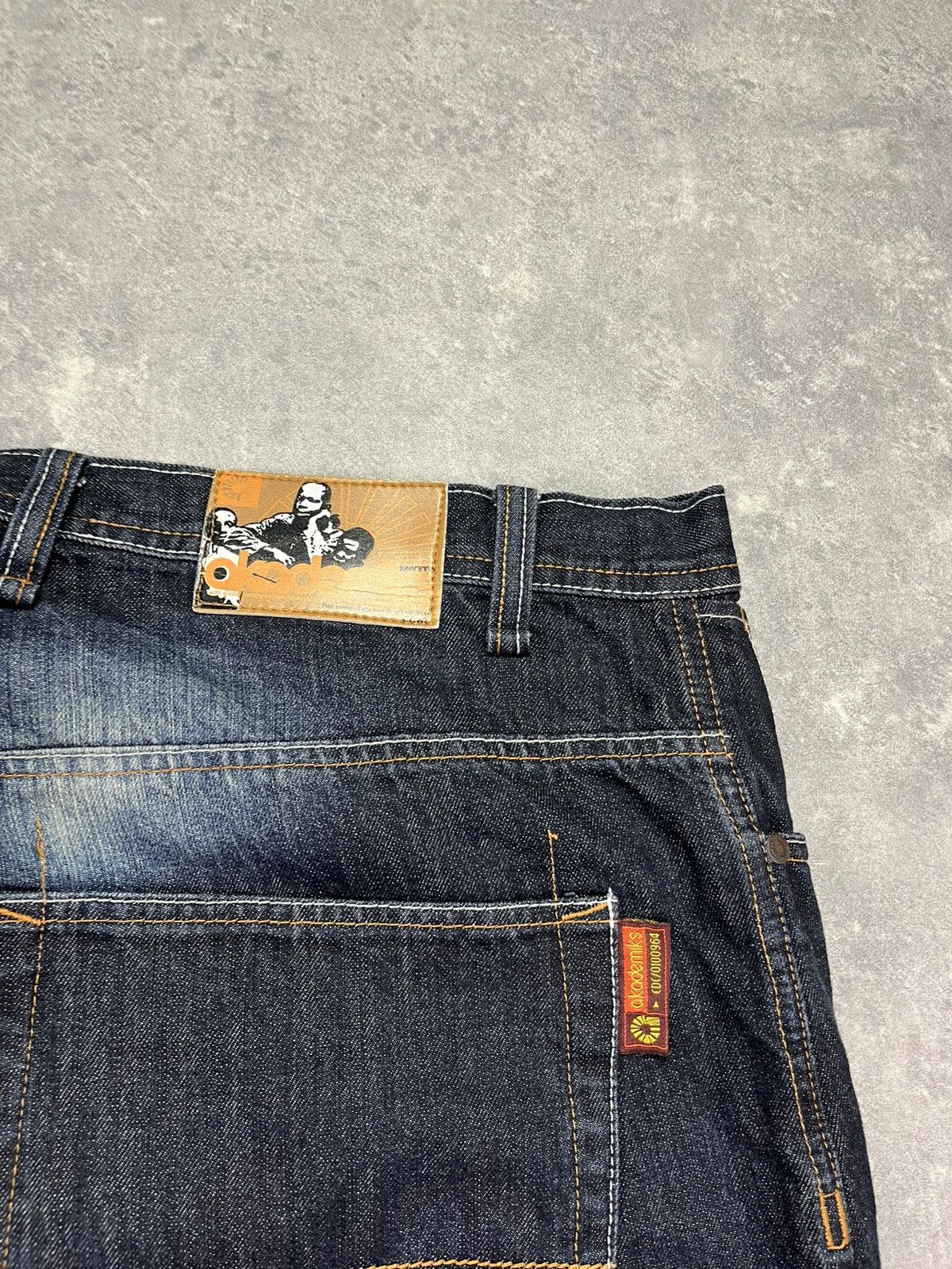 Akademiks 2000s Y2K Akademiks Washed Mega Baggy Denim Jeans 40 Size US 40 / EU 56 - 13 Thumbnail