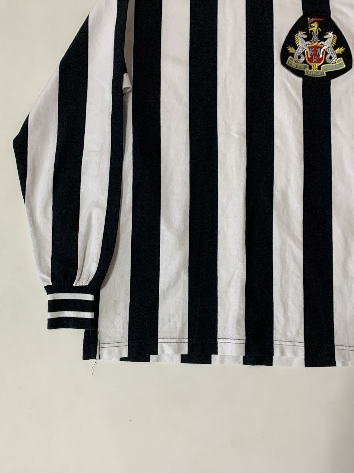 Other NEWCASTLE UNITED 1970 RETRO VINTAGE SCORE DRAW HOME FOOTBALL Size US L / EU 52-54 / 3 - 10 Thumbnail