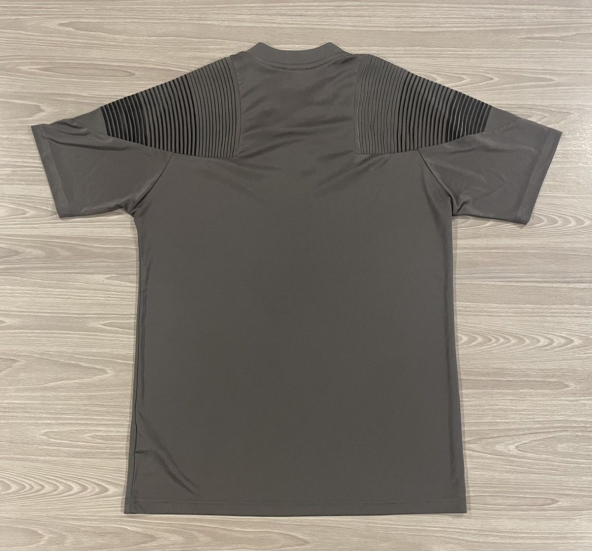 Adidas Adidas 2018/19 FC Bayern Icons Soccer Jersey Men’s Medium Size US M / EU 48-50 / 2 - 6 Thumbnail