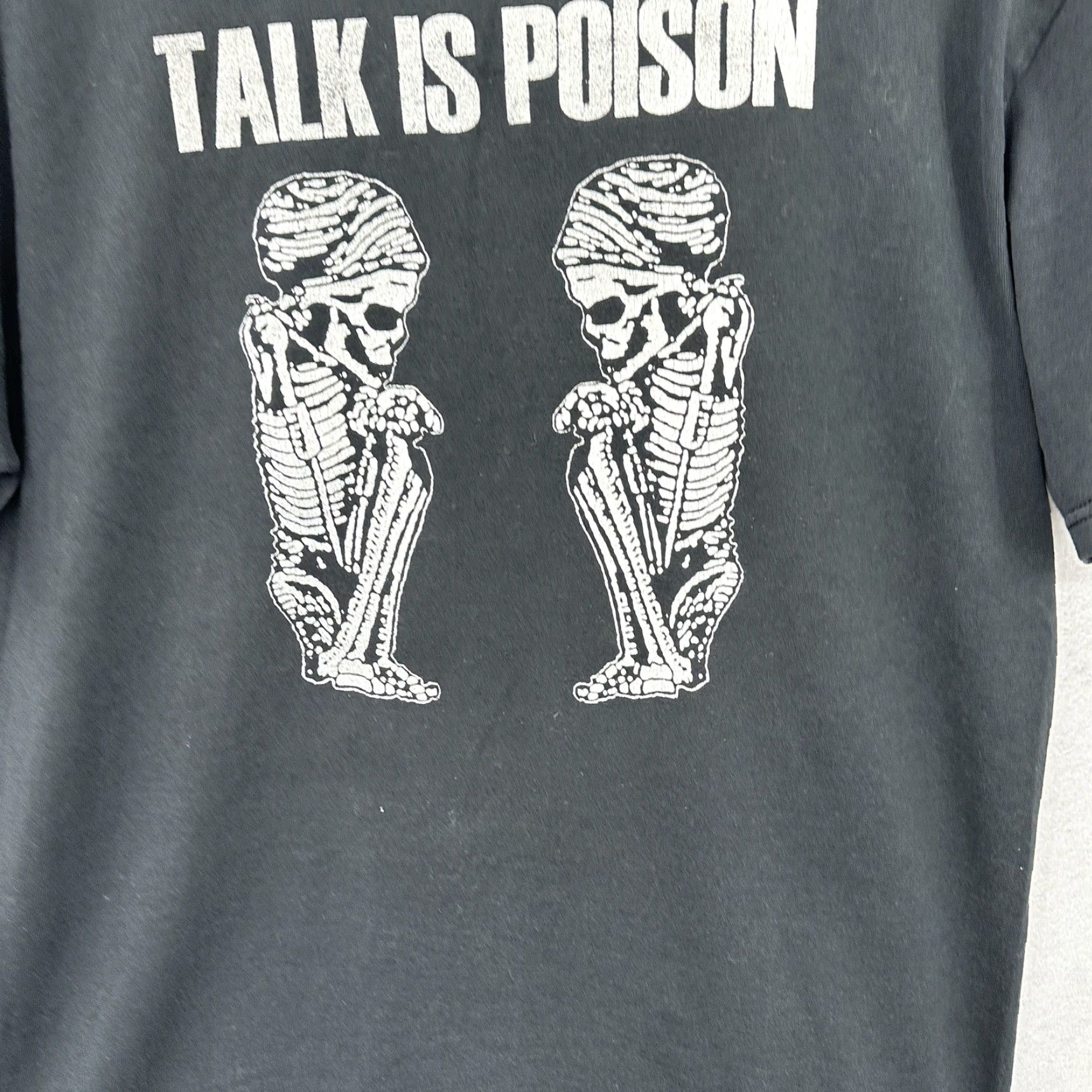 Fruit Of The Loom VINTAGE Talk Is Poison Shirt Mens L 90s Capitalist Casualties Punk Fruit of the Loom Black Cotton Jersey Crew Neck Short Sleeve T-Shirt Size US L / EU 52-54 / 3 - 4 Thumbnail