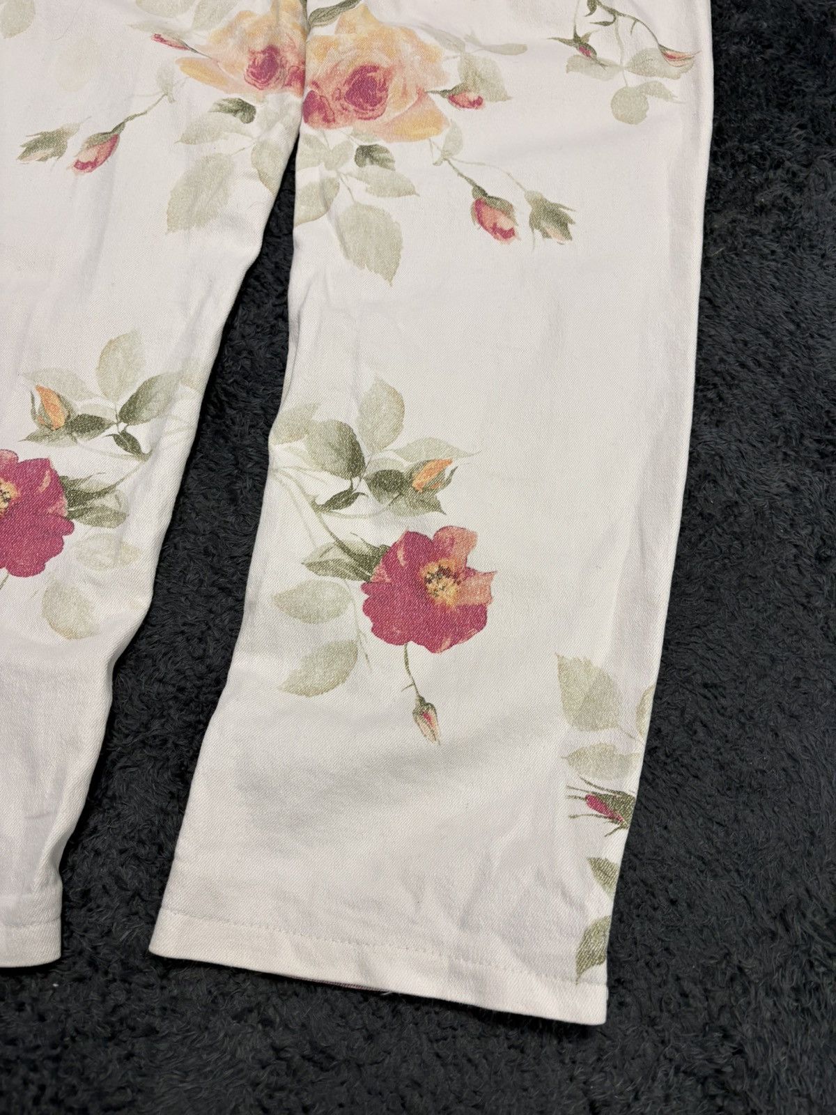 Roberto Cavalli Vintage Roberto Cavalli Flowers Rare Jeans Size 30" / US 8 / IT 44 - 7 Thumbnail