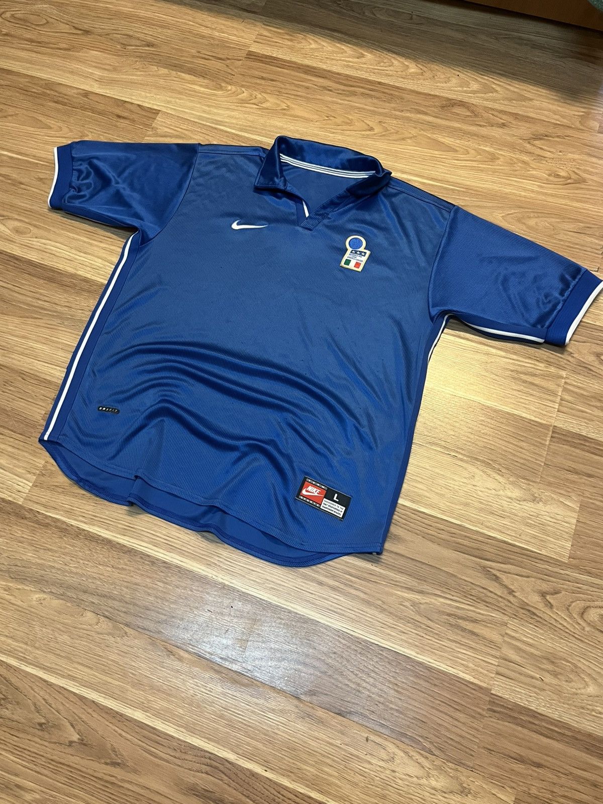 Nike Jersey Italia Nike Vintage Size US L / EU 52-54 / 3 - 1 Thumbnail