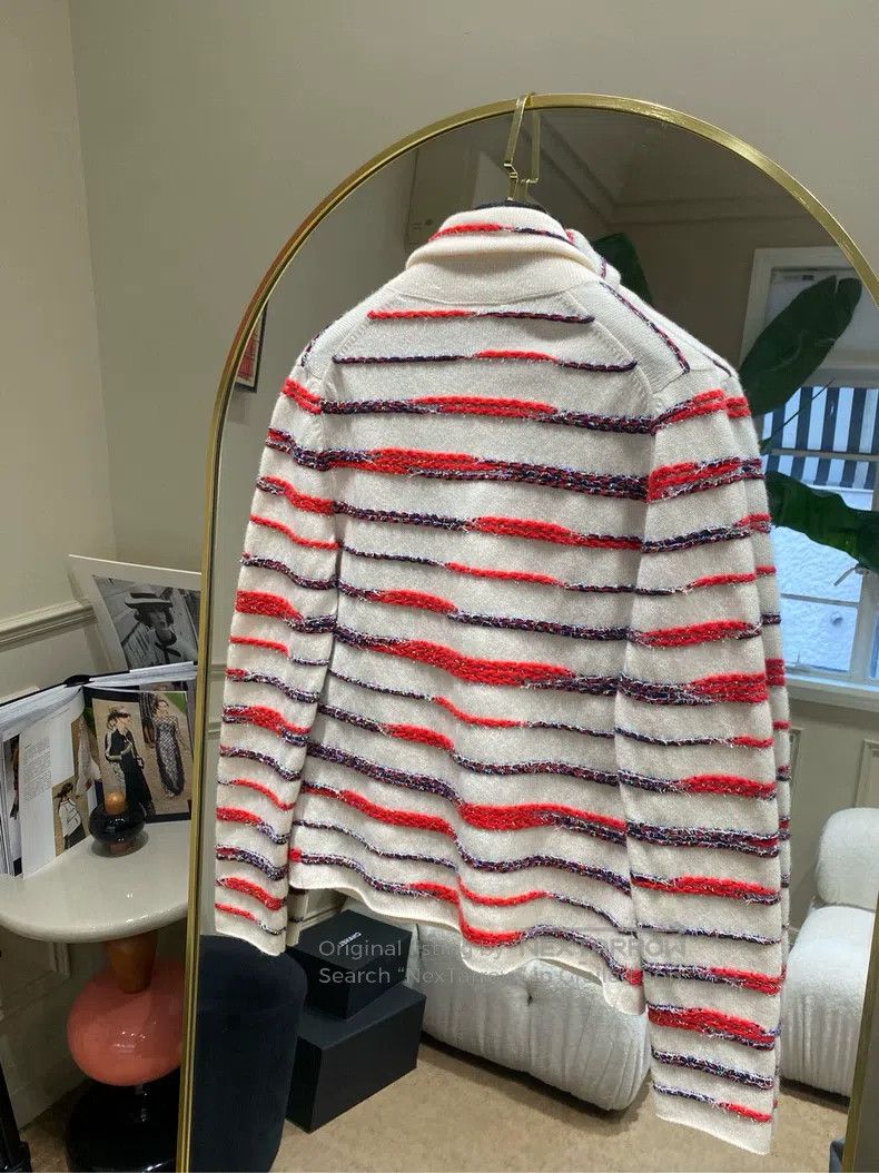 Chanel Chanel 20-year-old roof series white and red striped jacke Size XS / US 0-2 / IT 36-38 - 4 Thumbnail