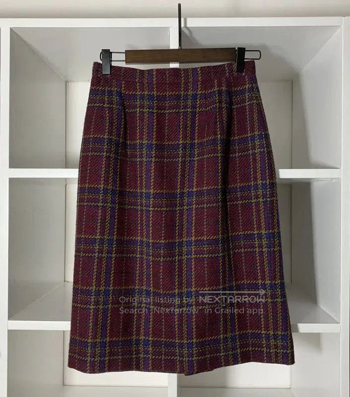 Burberry Burberry Women's Multi-Colored Wool Dress. Size M / US 6-8 / IT 42-44 - 5 Thumbnail