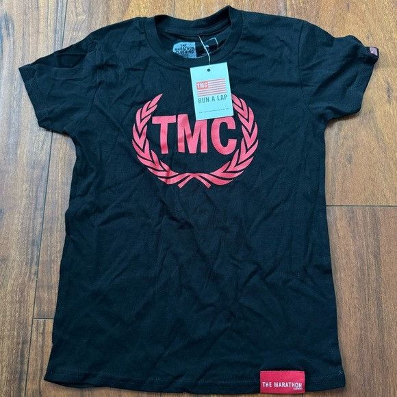 Designer NWT THE MARATHON CLOTHING BLACK T-SHIRT SZ SMALL S Size S / US 4 / IT 40 - 1 Thumbnail