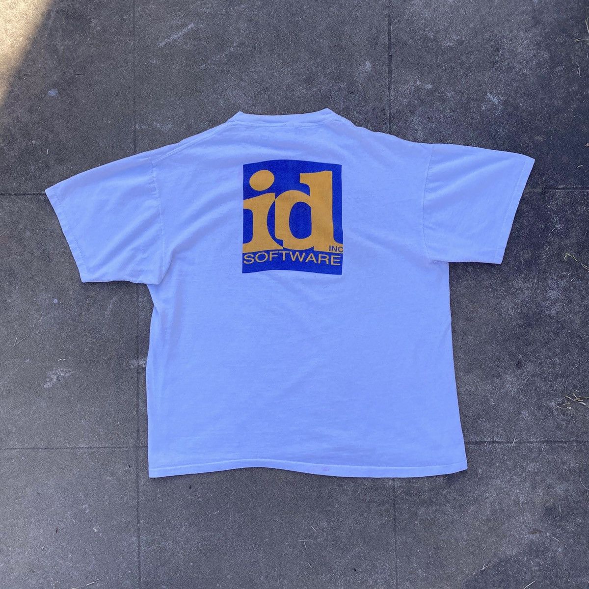Vintage Vintage 1993 DOOM Id Software T-Shirt Size US XL / EU 56 / 4 - 6 Thumbnail
