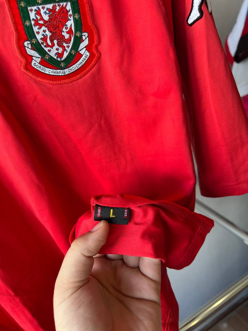 Vintage 2000/02 WALES TEAM HOME SOCCER JERSEY FOOTBALL SHIRT KAPPA L Size US L / EU 52-54 / 3 - 8 Thumbnail