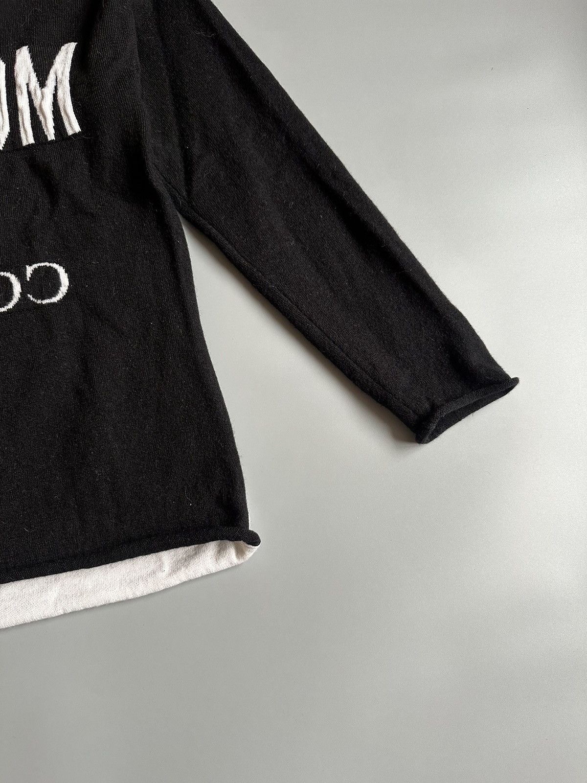 Moschino Moschino Couture Reversible Logo Wool Sweater Size US 4/I 38 Size S / US 4 / IT 40 - 4 Thumbnail