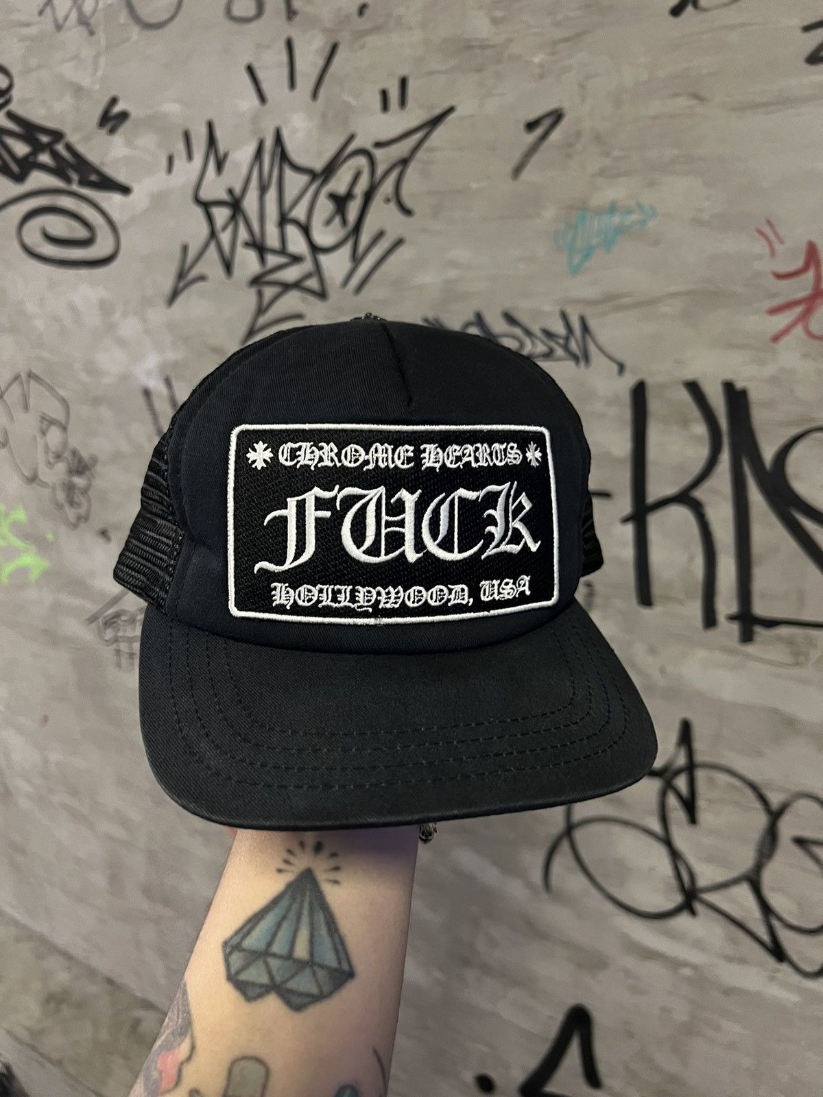 Chrome Hearts Chrome Hearts FUCK Hollywood Trucker Hat Size ONE SIZE - 1 Thumbnail