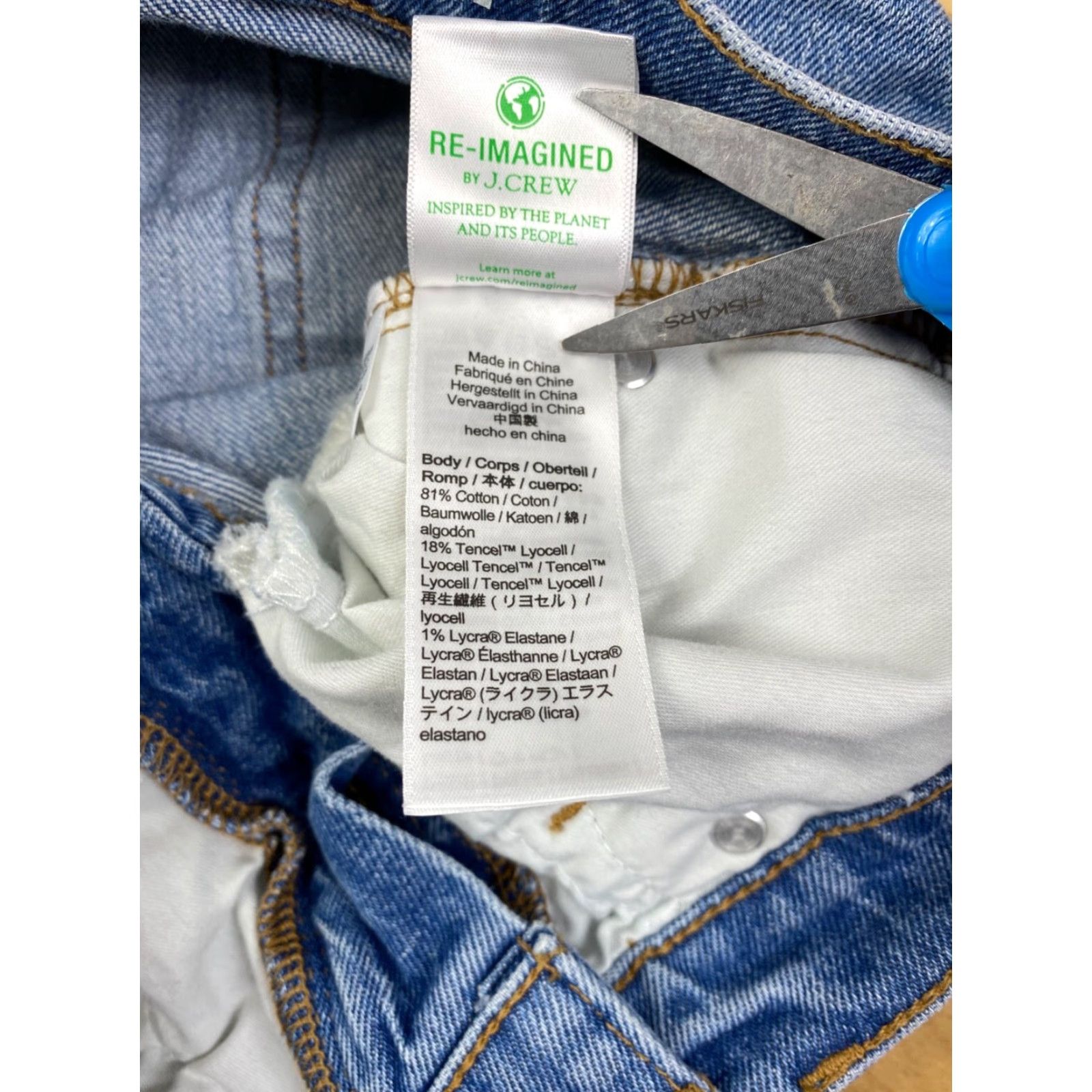 J.Crew J.CREW Jeans Cropped Distressed Stretch Blue 25P Petite Womens Casual Denim Jeans #9985 Size 42" / US 20 - 5 Thumbnail