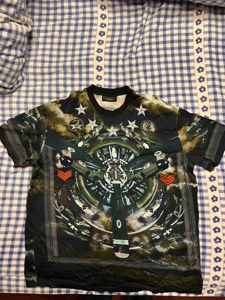 Givenchy Green Airplane Size S
