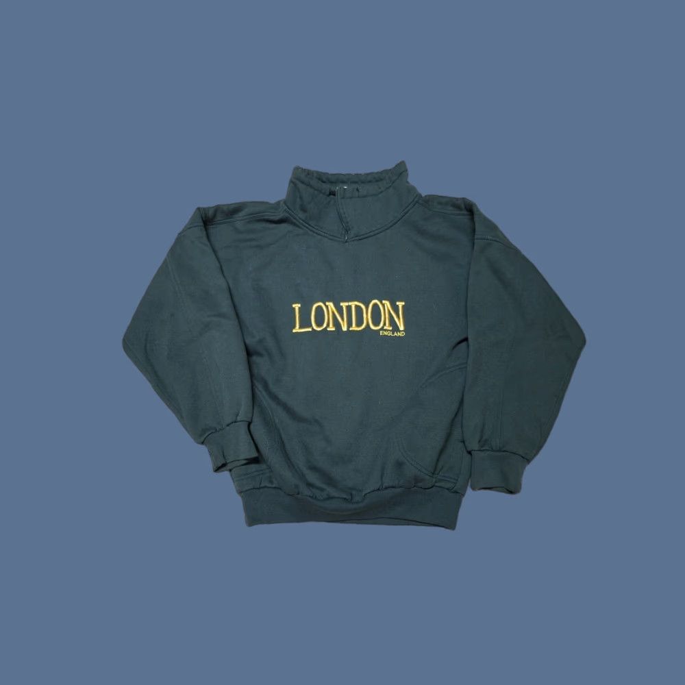 J Brand VINTAGE Churchill London England Green Sweatshirt Pullover Embroidered Size L Men Size US L / EU 52-54 / 3 - 1 Thumbnail