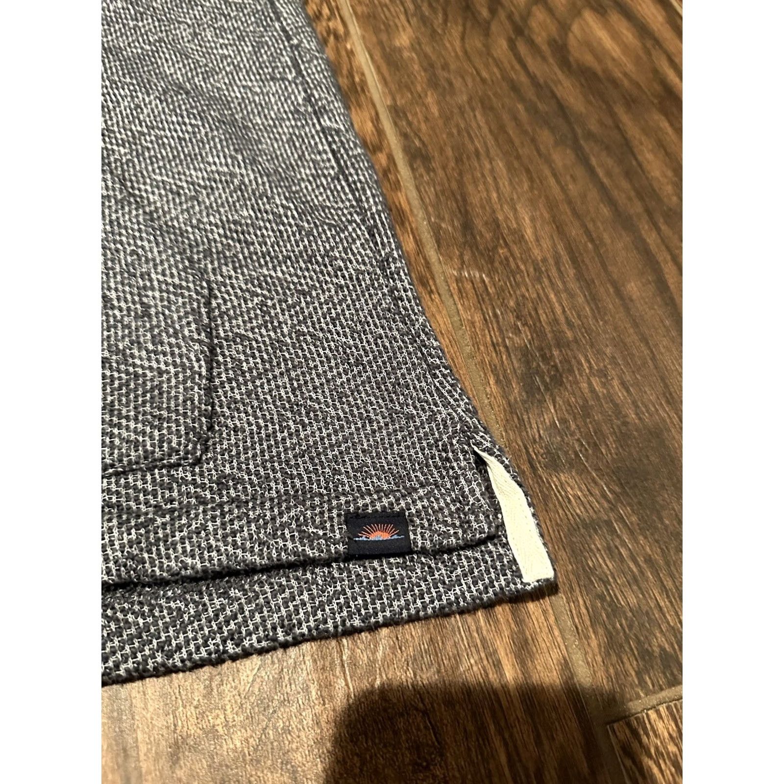 Faherty VINTAGE? FAHERTY Granite Gray Baja Beach Poncho mens hoodie Size M Size US M / EU 48-50 / 2 - 5 Thumbnail