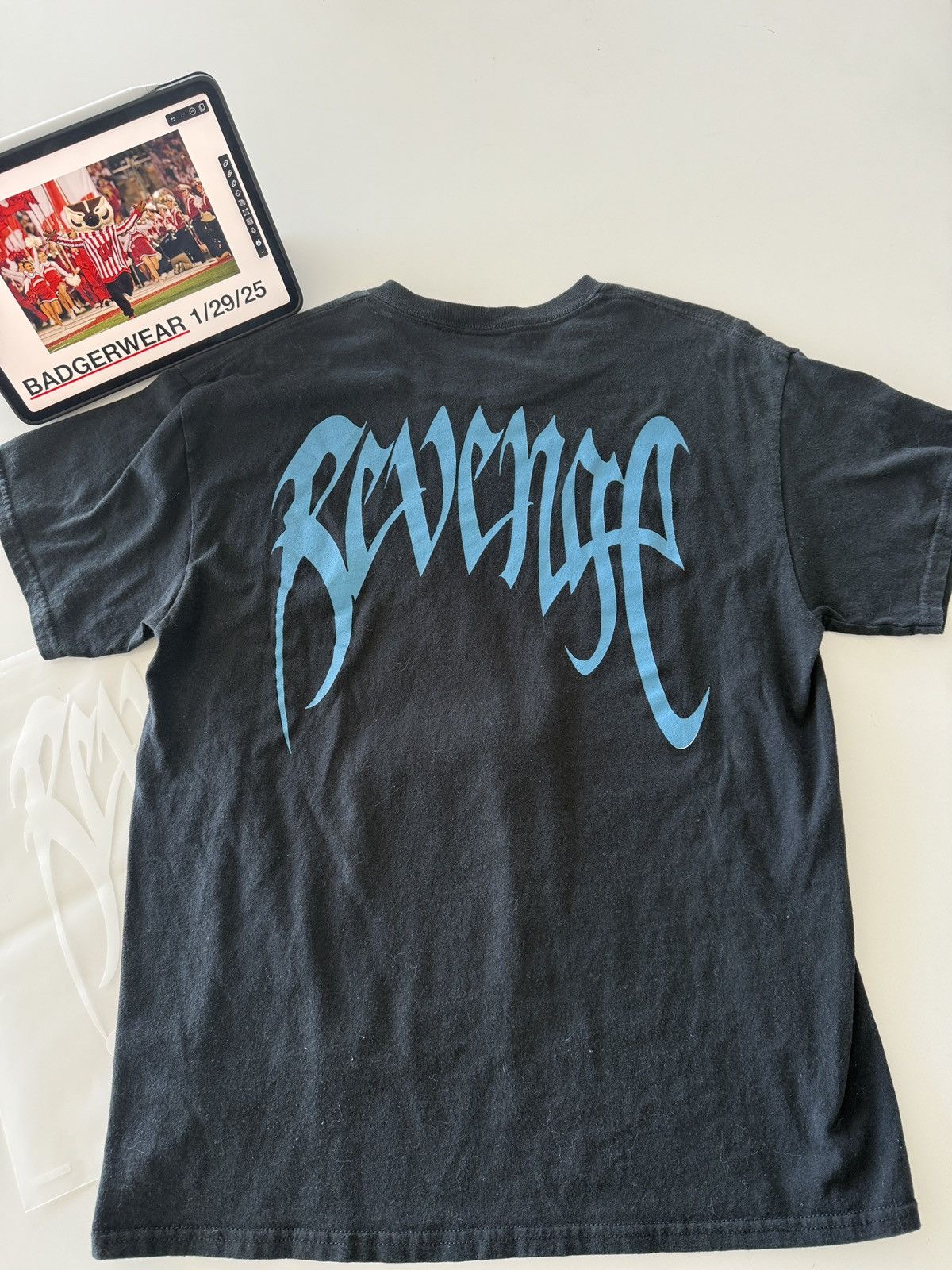 999 Club × Revenge Revenge Juice WRLD Photo Tee Middle Fingers Size US L / EU 52-54 / 3 - 2 Thumbnail