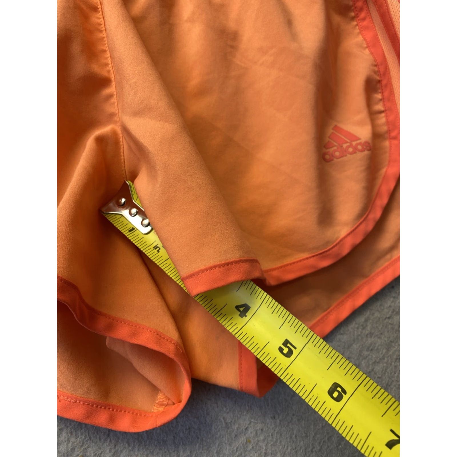 Adidas ADIDAS Climalite Running Short Women’s Activewear S Orange Three Stripe Size 28" / US 6 / IT 42 - 6 Thumbnail