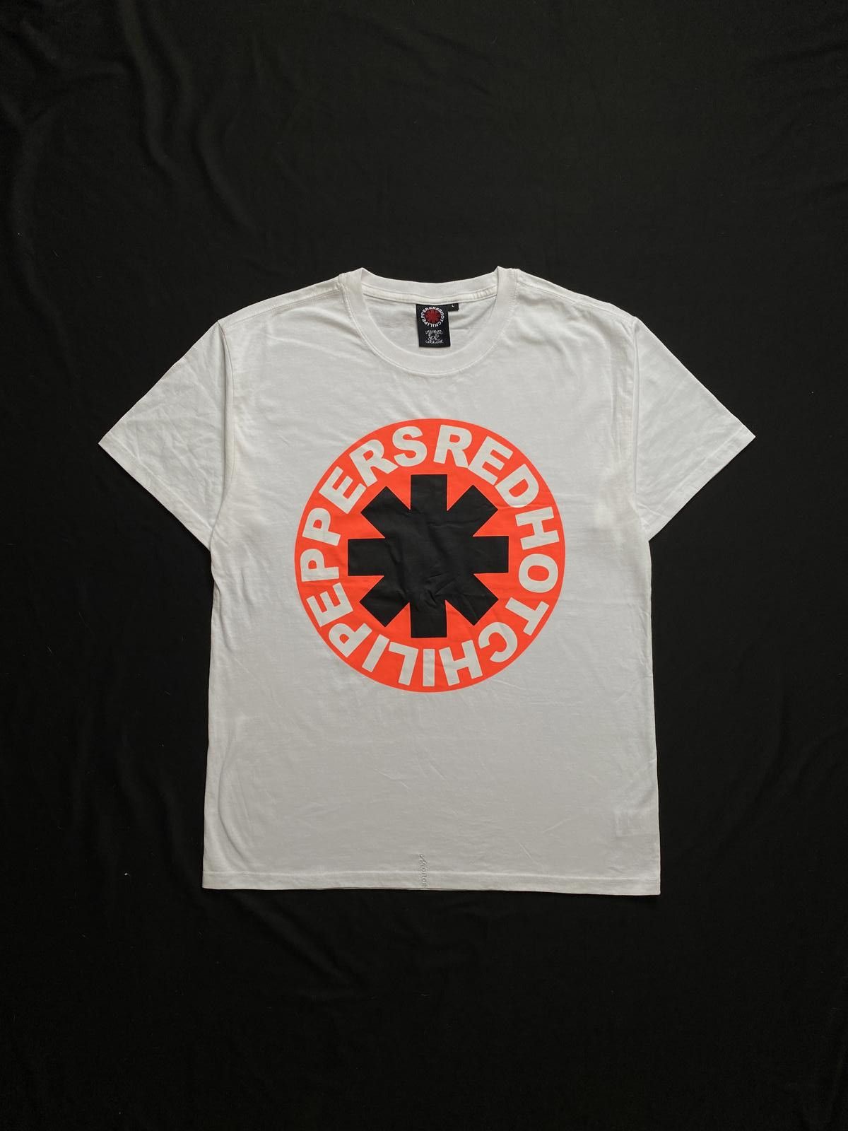 Japanese Brand Rare Red Hot Chili Peppers Classic Logo T-shirt Large Size US L / EU 52-54 / 3 - 1 Thumbnail