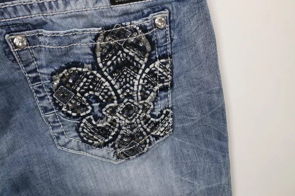 Miss Me × Vintage Miss Me Jeweled Fleur de Lis MMA Mid Rise Cropped Jeans Size 31" - 12 Thumbnail