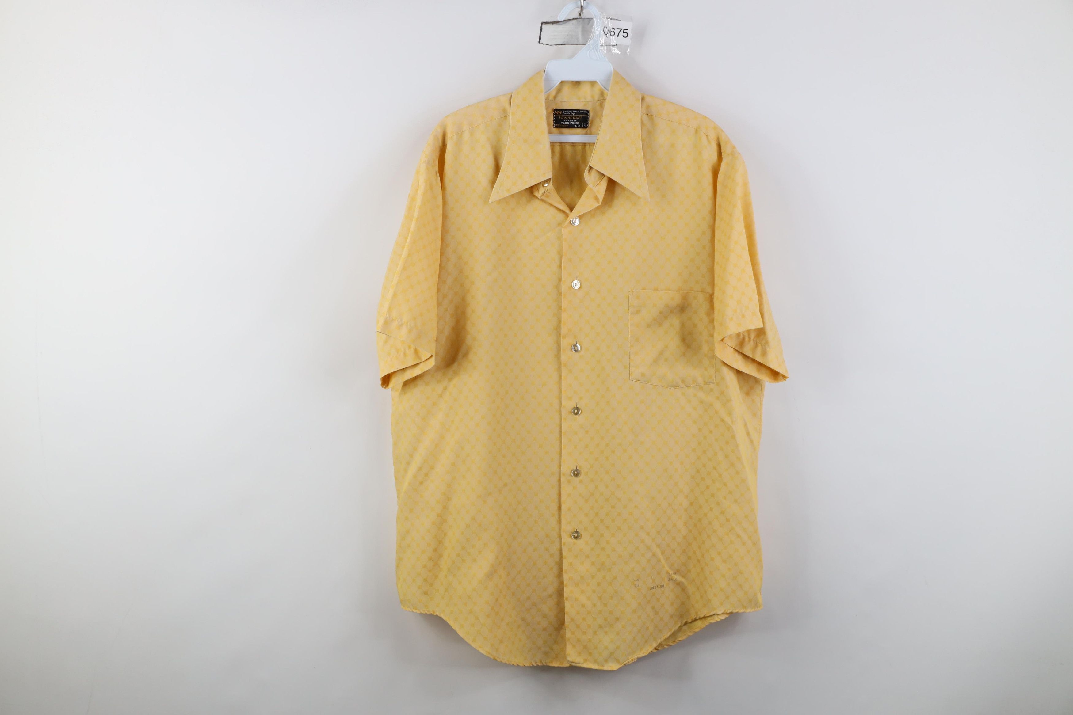 Vintage Vintage 70s Streetwear Collar Short Sleeve Button Shirt Size US L / EU 52-54 / 3 - 1 Thumbnail