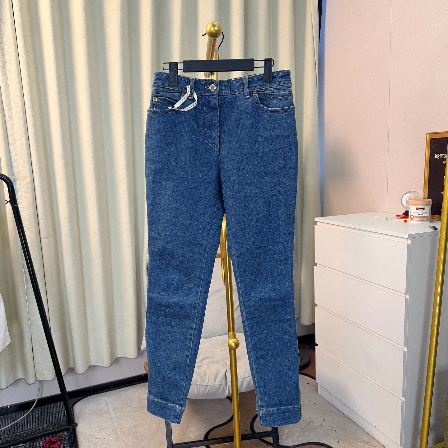 Louis Vuitton Louis Vuitton Monogram Leather Patch Jeans Size 38 Size 27" / US 4 / IT 40 - 1 Thumbnail