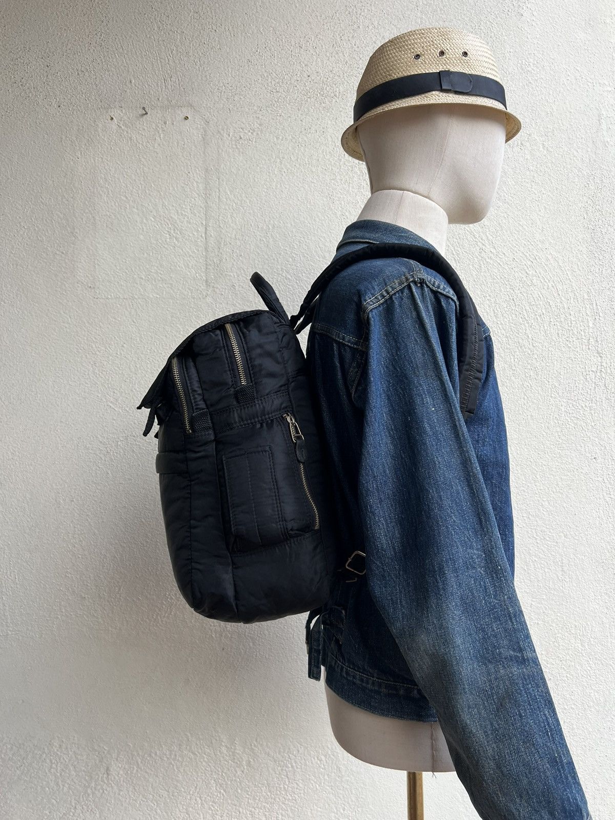 Vintage Vintage Hide & Seek Japan Nylon Tanker Backpack Bag Size ONE SIZE - 3 Thumbnail