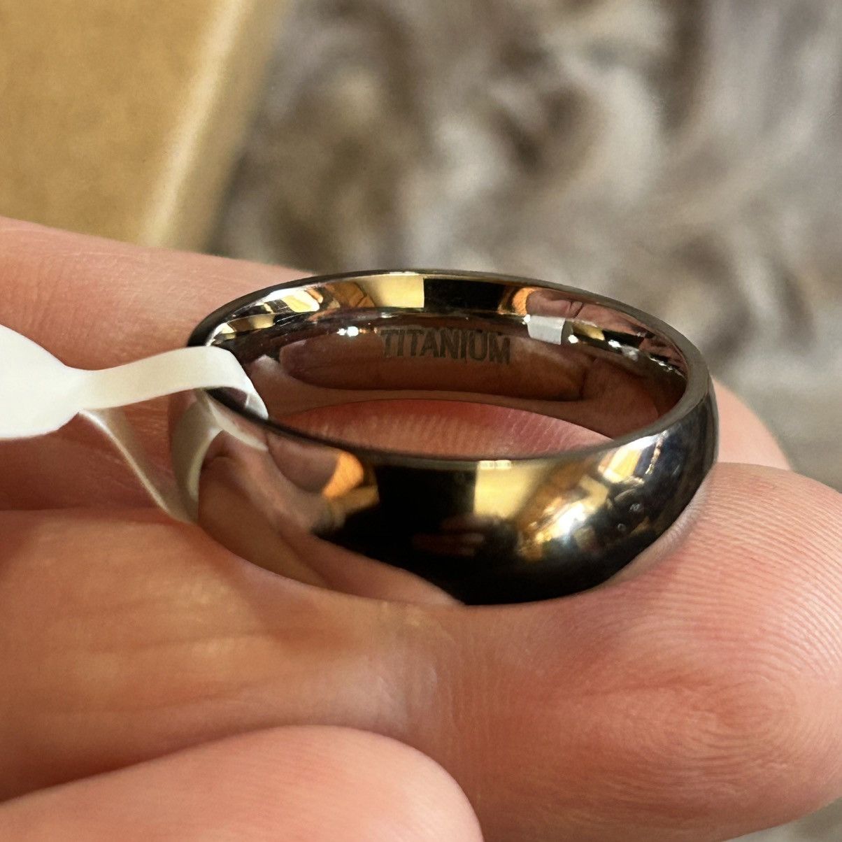 Jewelry Men’s 6mm polished Titanium band wedding ring NIB 8.5 Size ONE SIZE - 3 Thumbnail