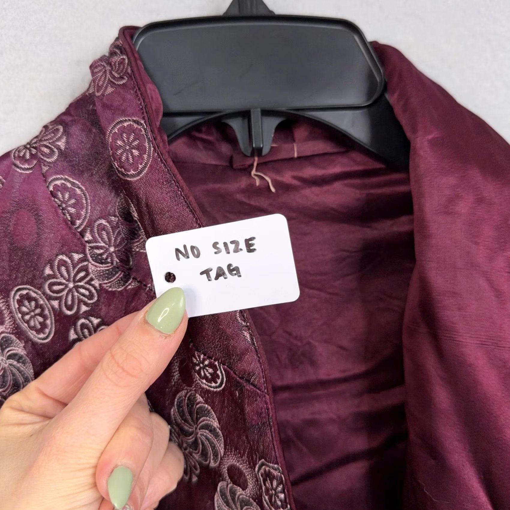 Vintage VINTAGE Satin Robe Womens Medium Purple Floral Kimono Tassel Belted Lounge Asian Size ONE SIZE - 4 Thumbnail