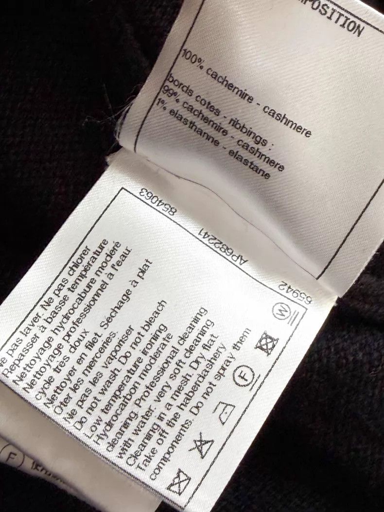 Chanel Chanel No. 5 badge embroidery long-sleeved knitted cardiga Size XXS / US 00 / IT 34 - 9 Thumbnail