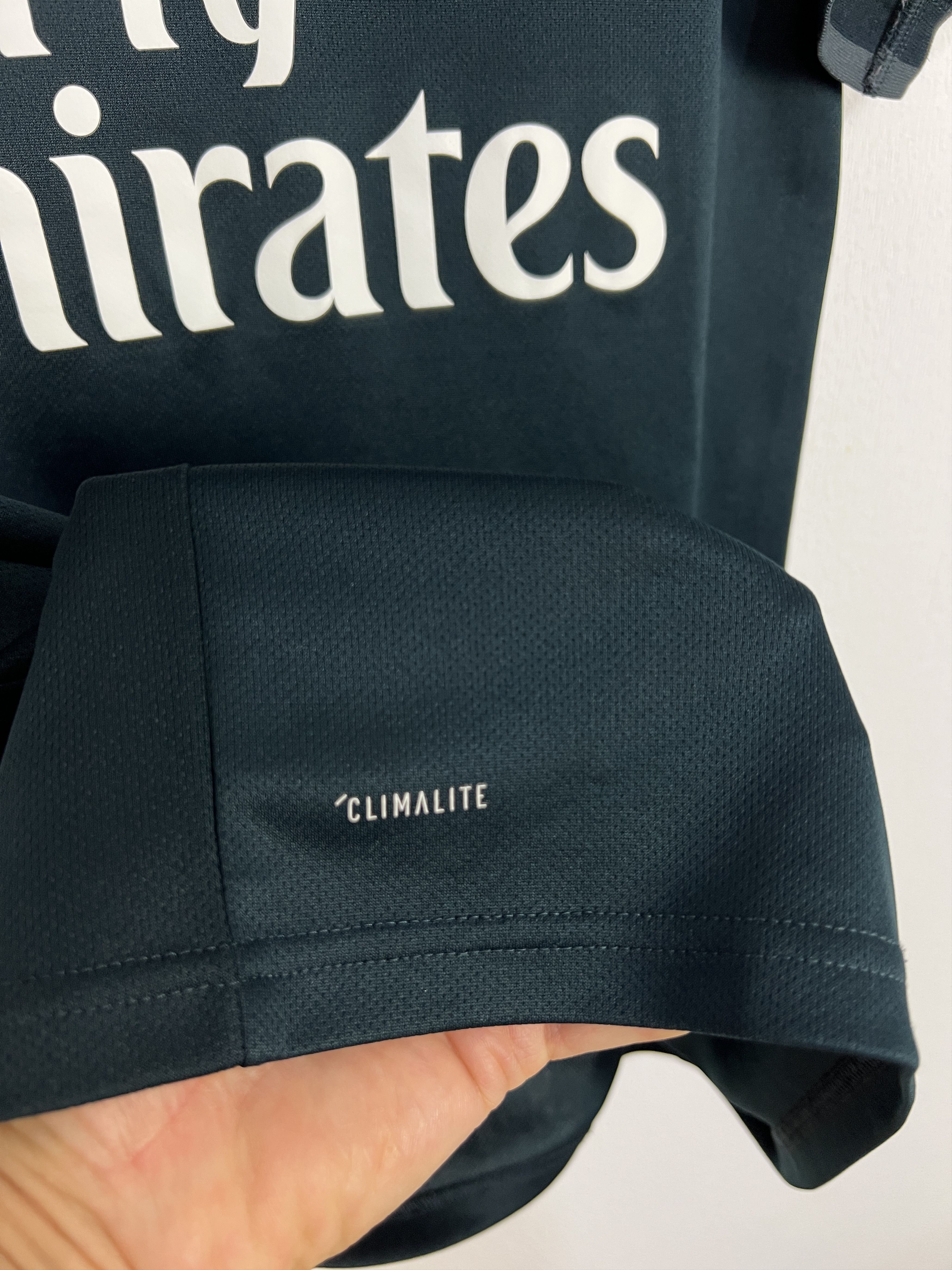 Adidas Real Madrid Away football shirt 2018 Soccer Adidas Jersey Size US S / EU 44-46 / 1 - 5 Thumbnail