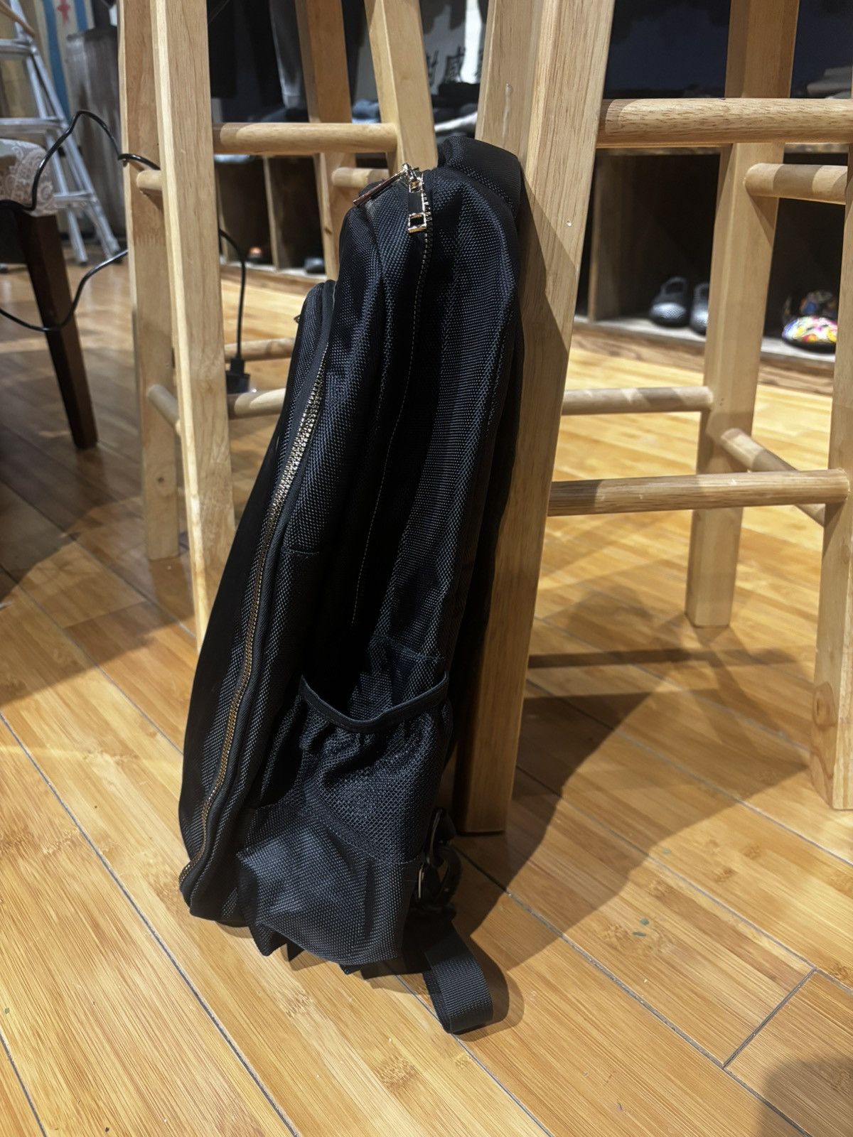 Other Black & gold backpack Size ONE SIZE - 2 Thumbnail