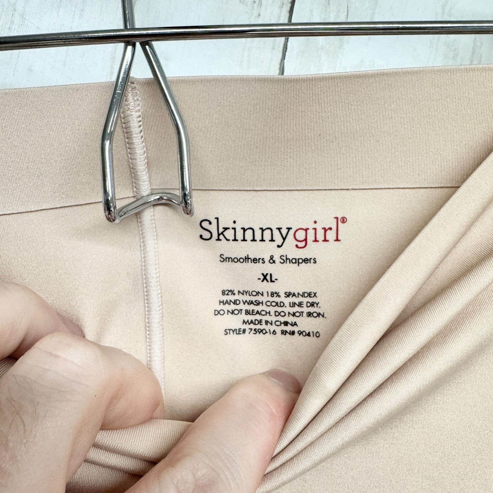 Other Skinny Girl Smoothers & Shapers XL Seamless Shapewear Briefs Size ONE SIZE - 3 Thumbnail
