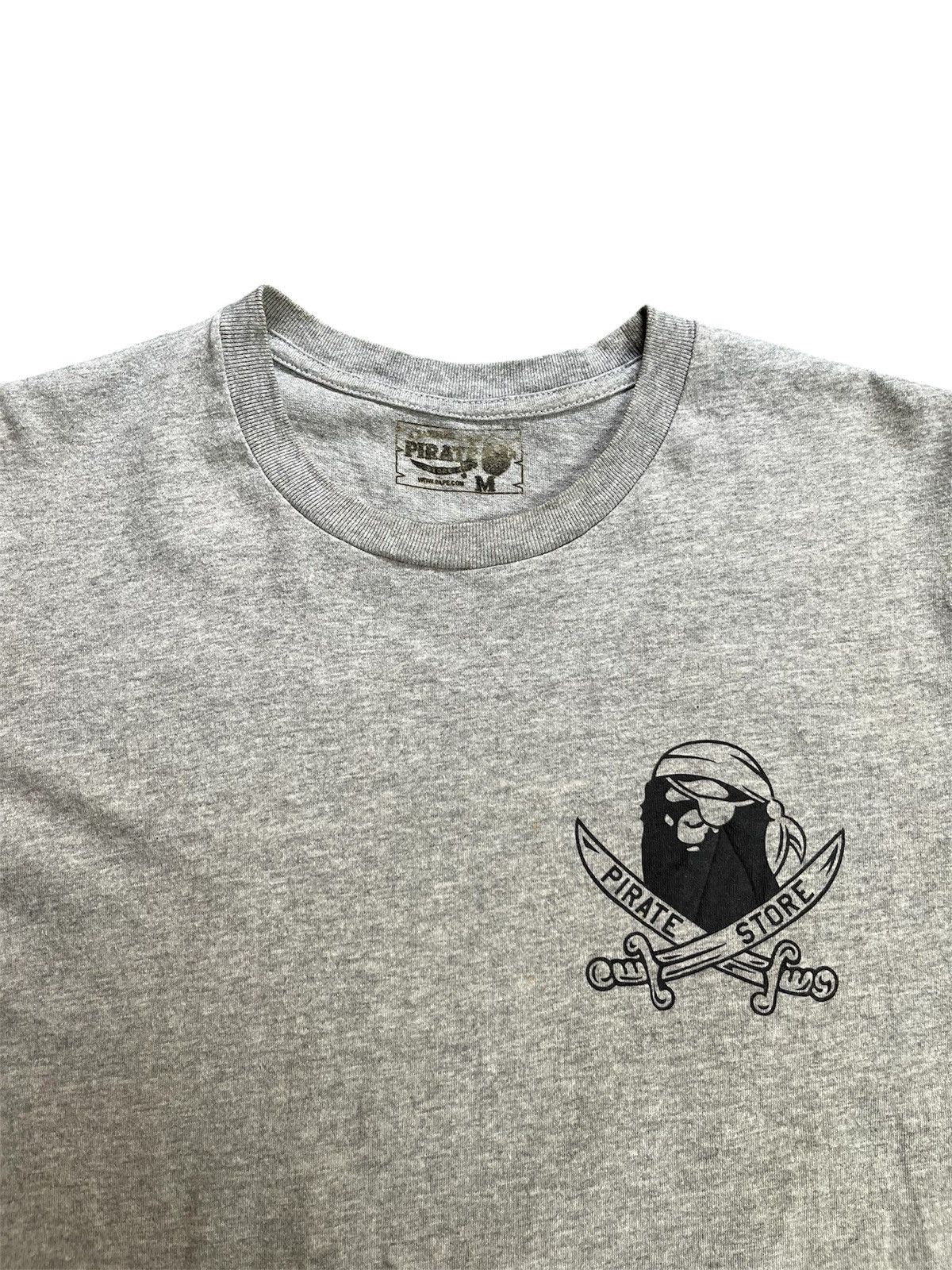 Bape PIRATE STORE X A BATHING APE Size US M / EU 48-50 / 2 - 3 Thumbnail