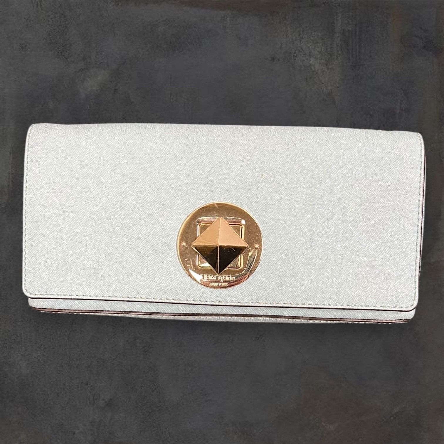 Kate Spade Kate Spade Sally Newbury Lane Blue Hydrangea Saffiano Clutch Size ONE SIZE - 1 Thumbnail