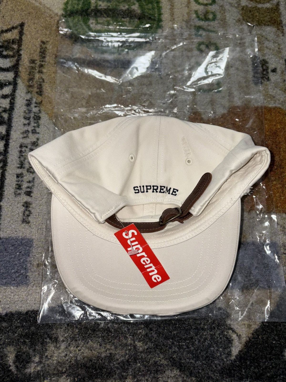 Supreme Supreme Distressed Script 6-Panel Hat Size ONE SIZE - 3 Thumbnail