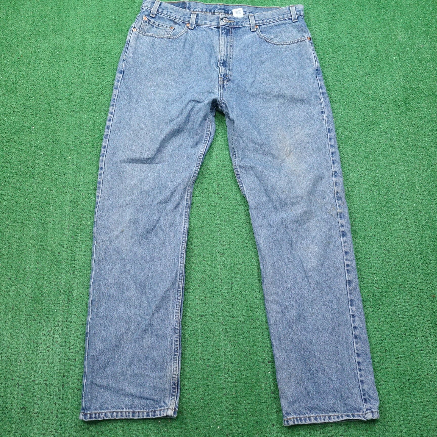 Levi's VINTAGE LEVI'S 505 REGULAR FIT 90s BLUE DENIM JEANS 38X32 MENS Size US 38 / EU 54 - 3 Thumbnail