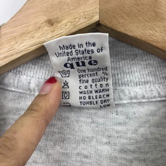 Japanese Brand Vtg QUE JAPAN DESIGNER Box Logo Tee Shirt Skate Streetwear Size US S / EU 44-46 / 1 - 5 Thumbnail