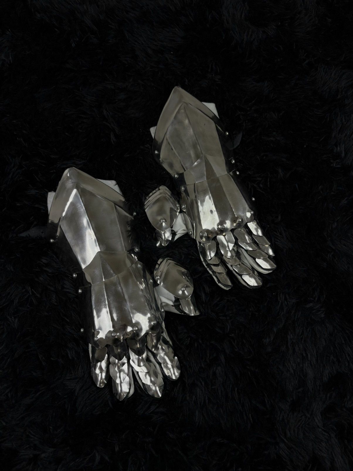 Handmade Archive Armor Metal Knight Gauntlets Gloves Size ONE SIZE - 4 Thumbnail