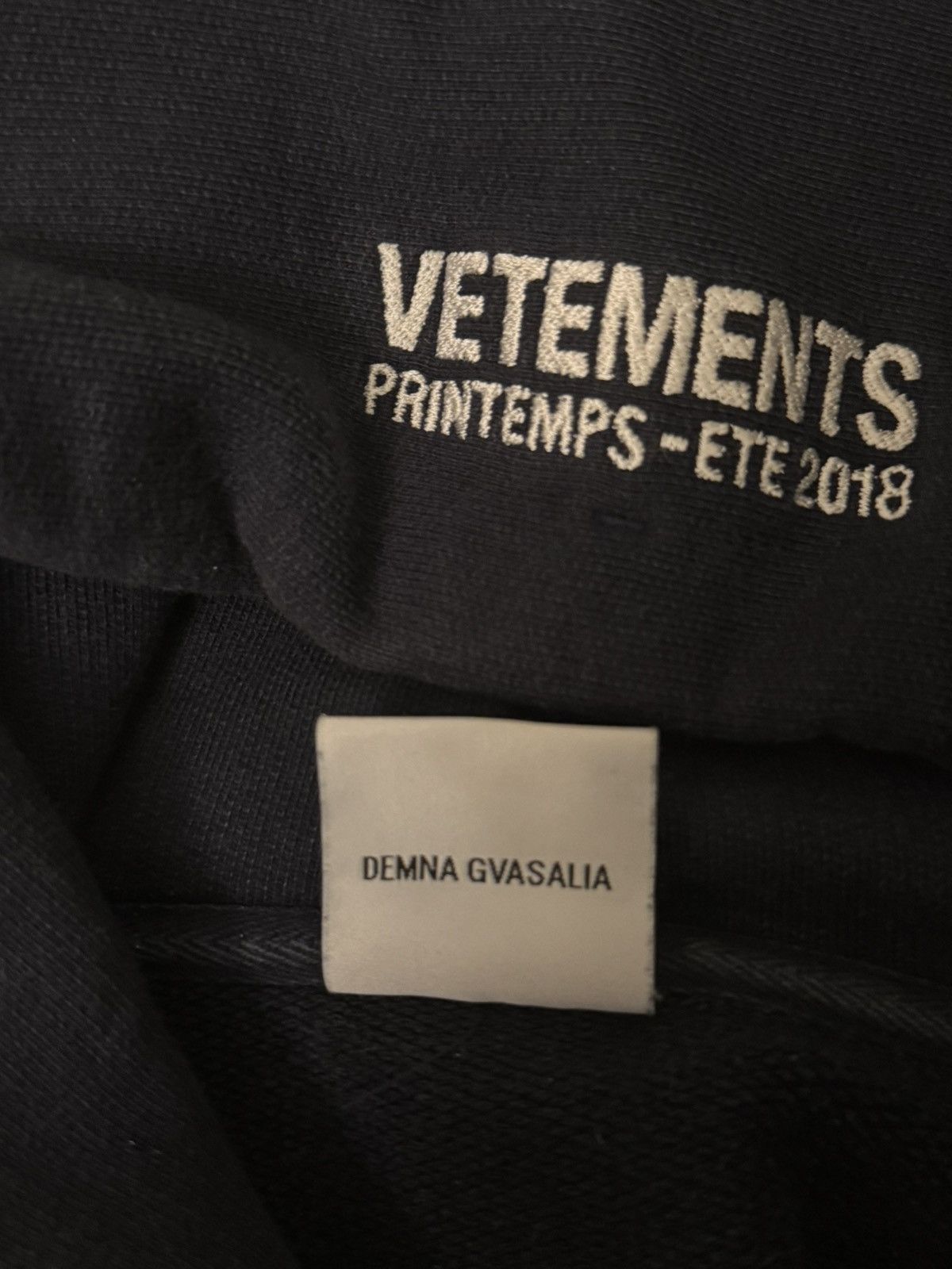 Vetements Vetements 1/50 Unicorns and Rainbows Hoodie Size US M / EU 48-50 / 2 - 5 Thumbnail
