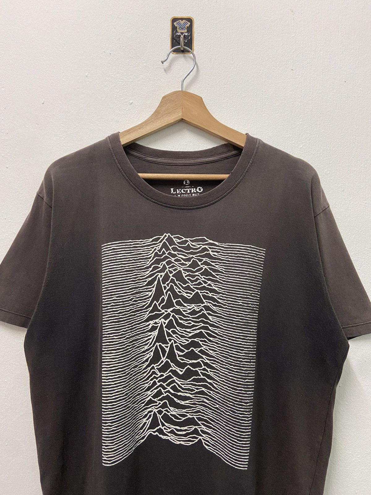 Other 2000's Letro I’m High - Undercover Unknown Pleasures T-Shirt Size US L / EU 52-54 / 3 - 3 Thumbnail