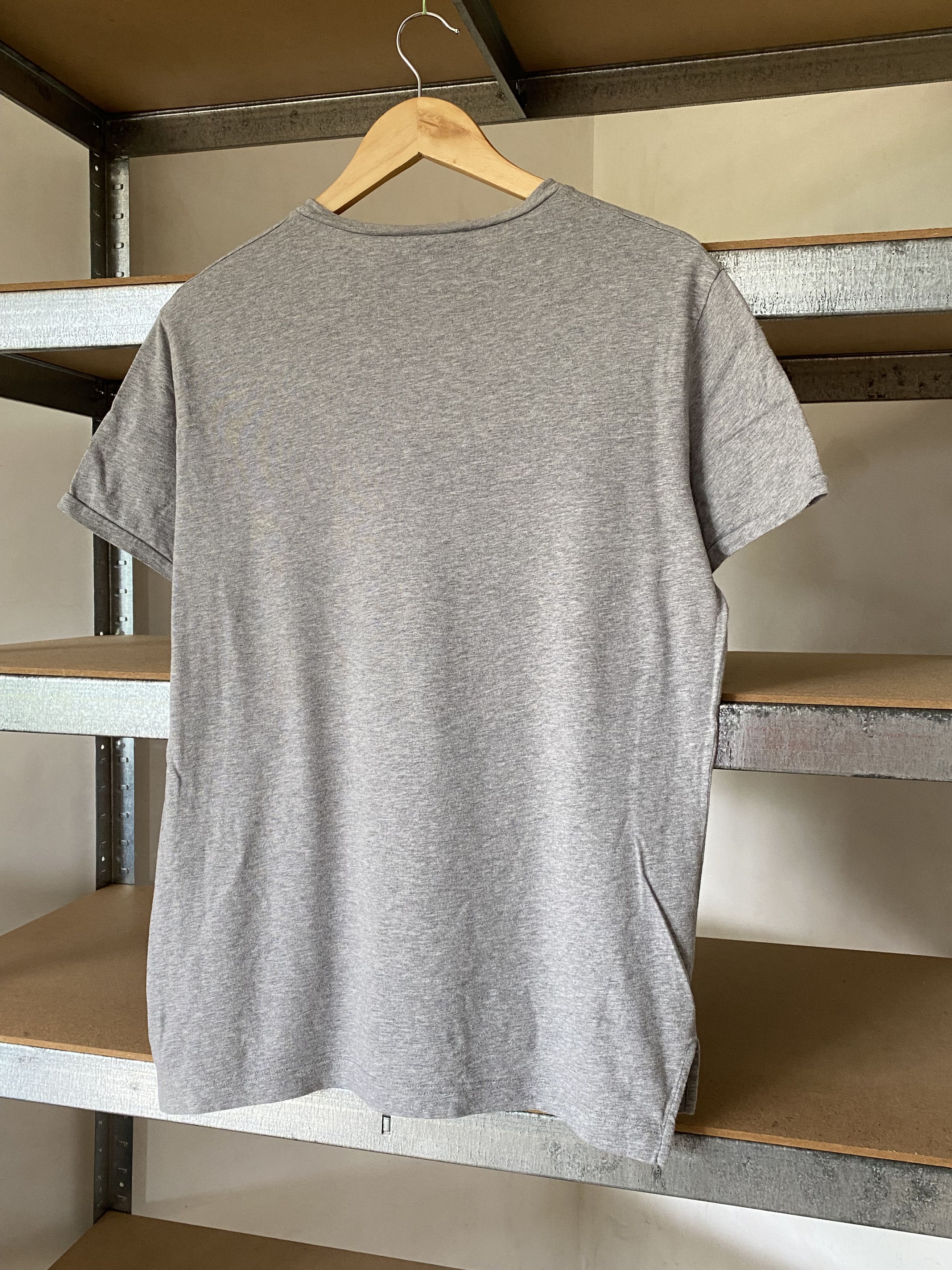 Vintage Vivienne Westwood Vintage Orb Gray Tee Size US L / EU 52-54 / 3 - 13 Thumbnail