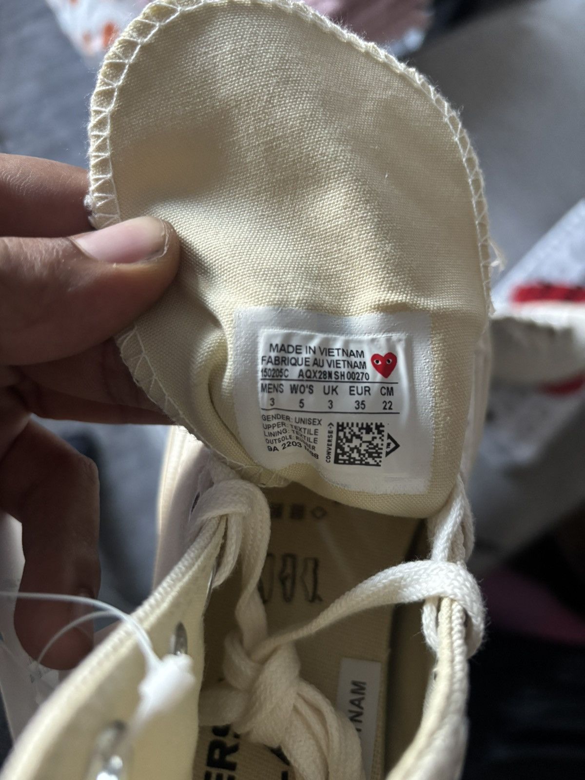 Comme des Garcons Comme des Garçons Play × Chuck 70 High 'Milk' Size US 5 / IT 35 - 6 Thumbnail