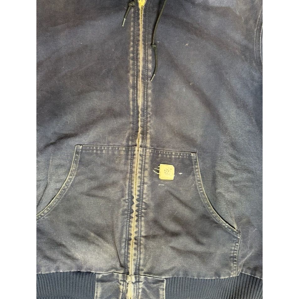 Carhartt × Vintage Vintage Carhartt J130 Hooded Jacket Faded Quilt Lined Size US XXL / EU 58 / 5 - 8 Thumbnail