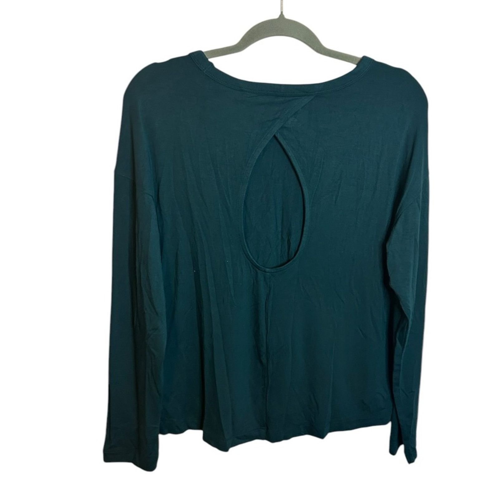 Banana Republic Nwt Banana Republic Teal Long Sleeve Open Back Active Top Size S / US 4 / IT 40 - 2 Thumbnail