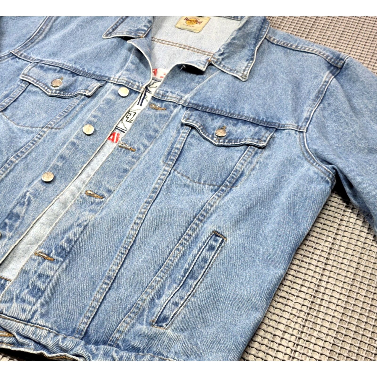 Hard Rock Cafe VINTAGE Hard Rock Cafe Embroider Save The Planet Jean Trucker Jacket Puerto Vallarta Size US 36 / EU 52 - 3 Thumbnail