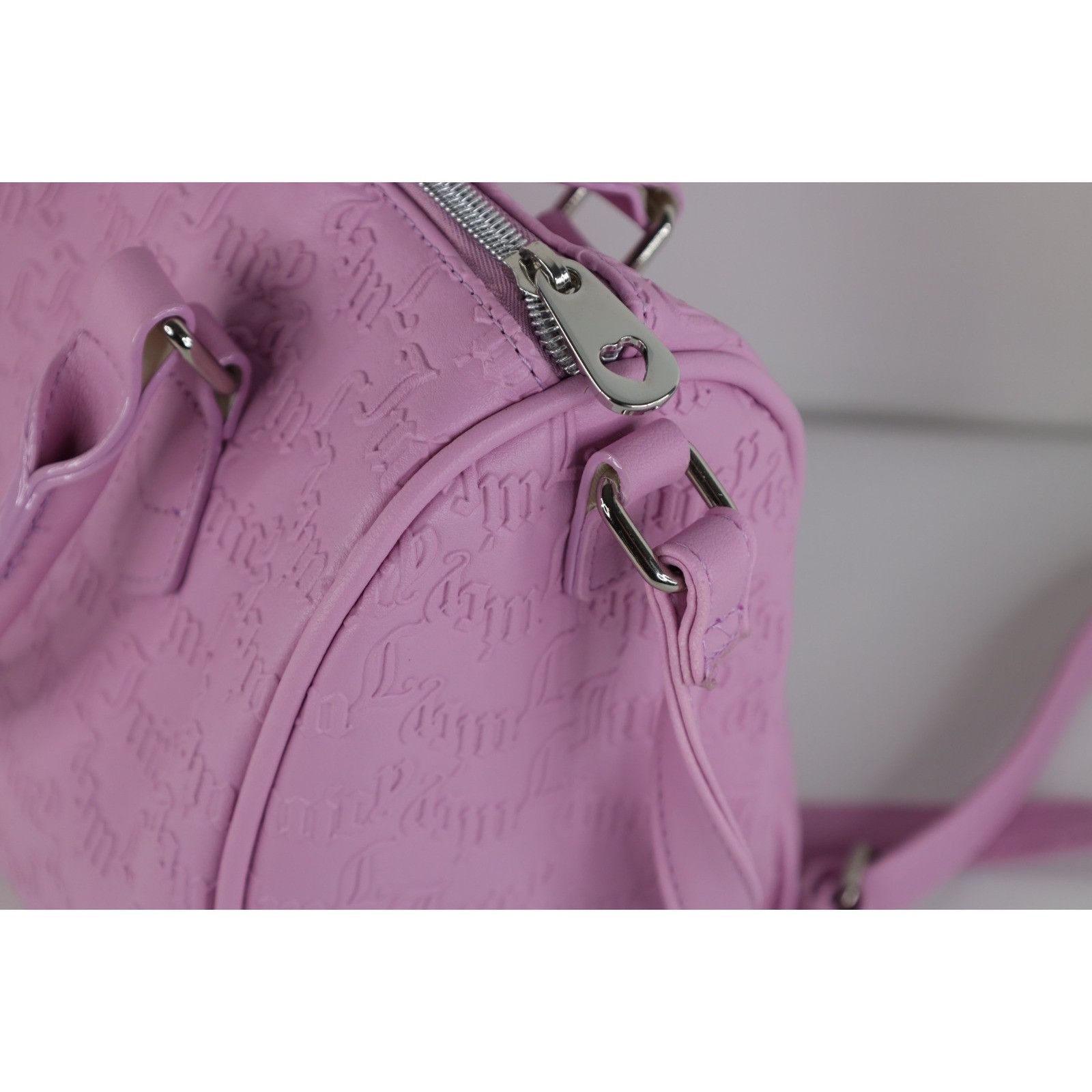 Juicy Couture Vintage Y2K Juicy Couture Heart Babydoll Bella Purse Size ONE SIZE - 9 Thumbnail